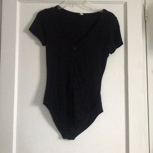 Black short sleeve bodysuit with zipper